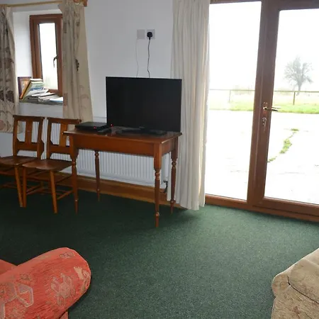 West Leas Farm Laverton